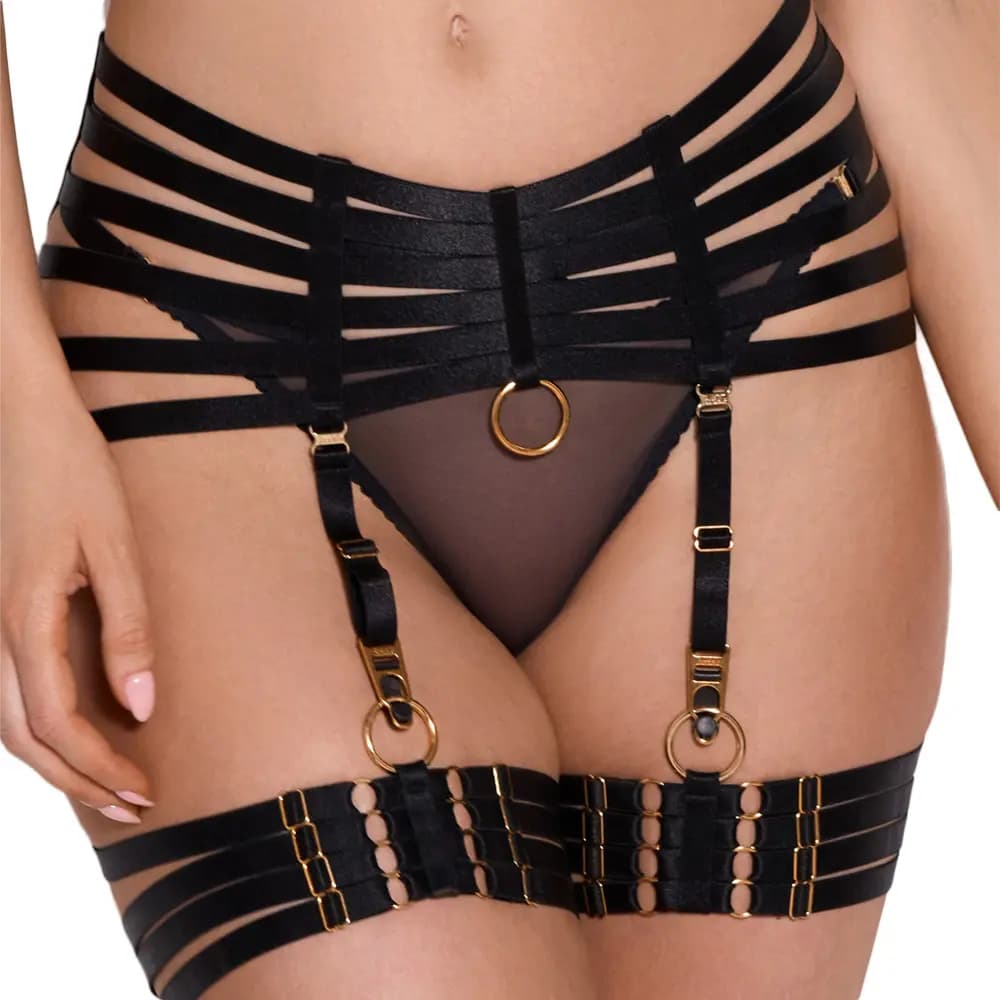 Bondage webbed